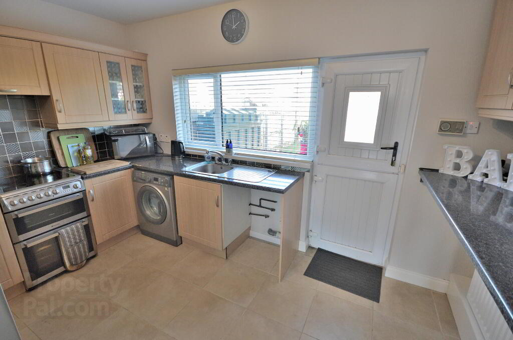 Photo 5 of 12 Silverstream Avenue, Bangor