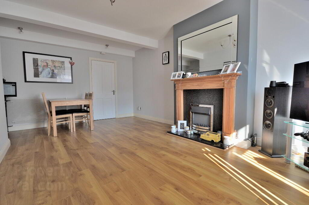 Photo 2 of 12 Silverstream Avenue, Bangor