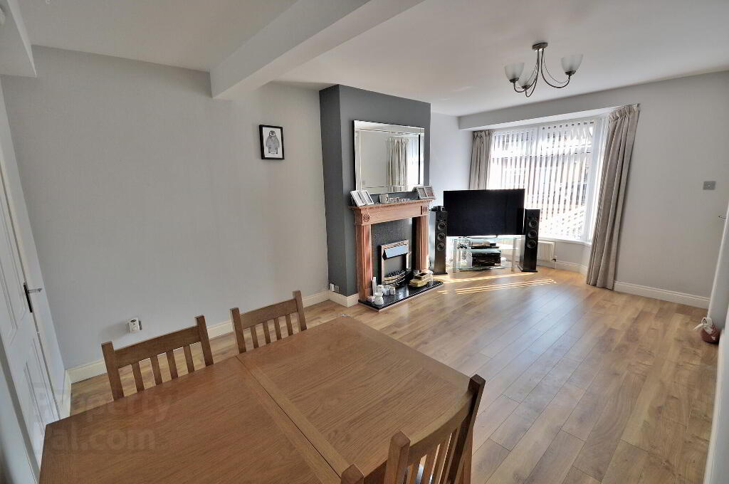 Photo 3 of 12 Silverstream Avenue, Bangor