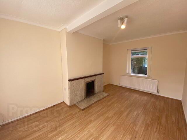 Photo 2 of 27 Ardenlee Gardens, Belfast