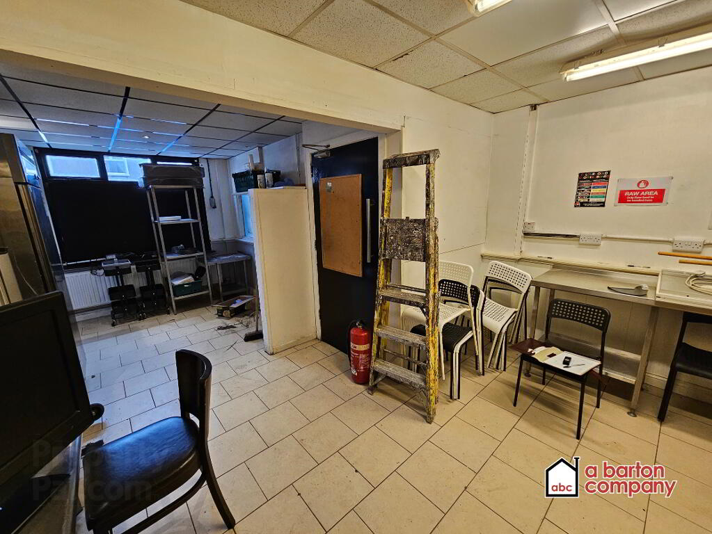 Photo 5 of 162 Antrim Road, Collinward, Newtownabbey
