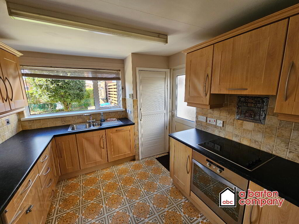 Photo 4 of 49 Burnthill Crescent, Carnmoney, Newtownabbey