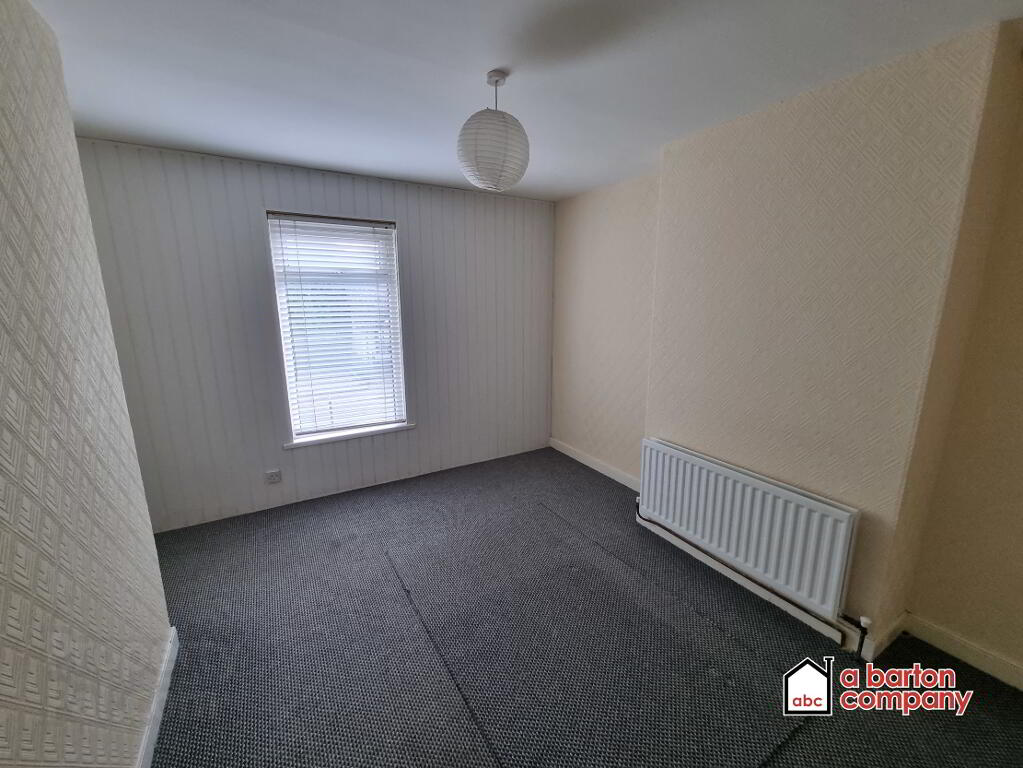 Photo 8 of 24 Ballyclare Road, Glengormley, Newtownabbey