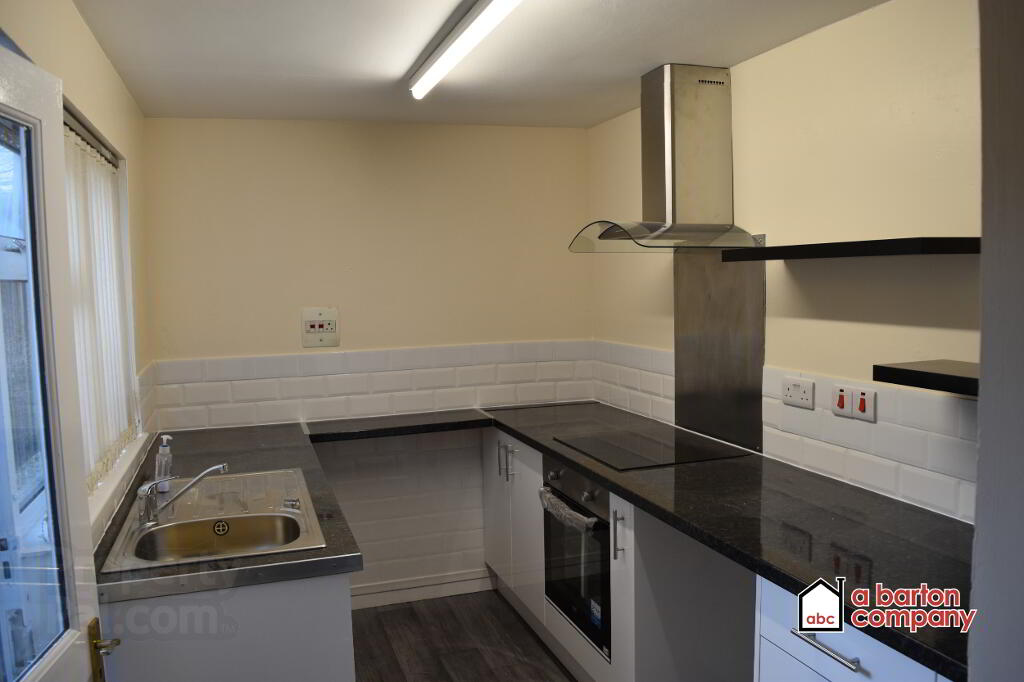 Photo 5 of 24 Ballyclare Road, Glengormley, Newtownabbey