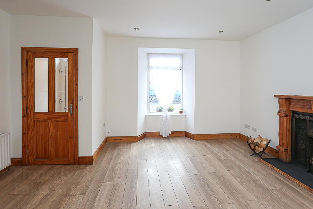 Photo 6 of Cairn Cottage, 43 High Street, Ballyhalbert