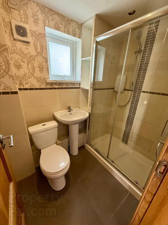Photo 14 of 2a Maureen Avenue, City Centre, L'Derry