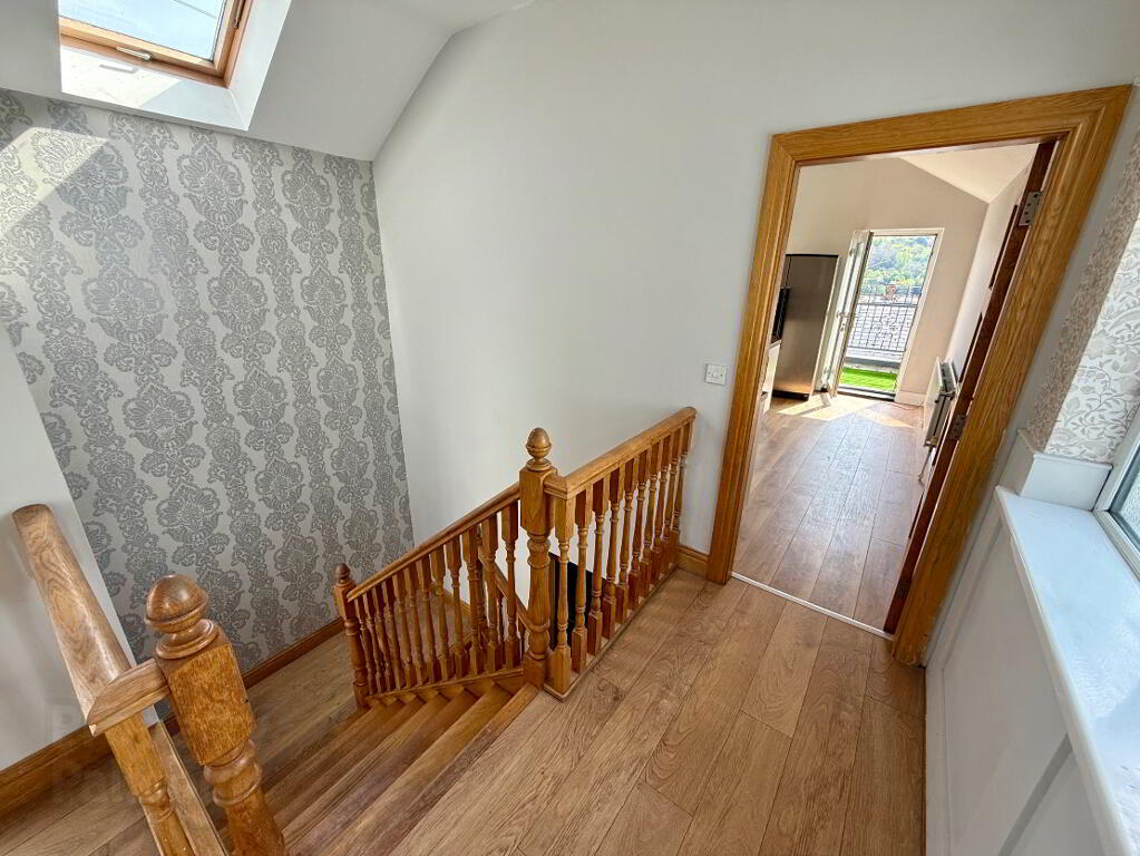 Photo 15 of 2a Maureen Avenue, City Centre, L'Derry