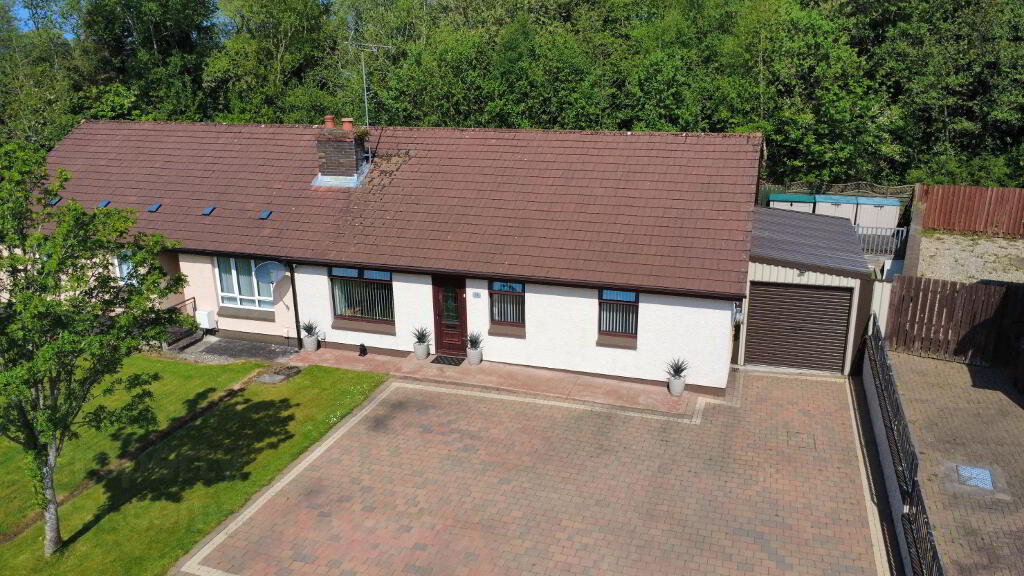 Photo 12 of 16 Elder Crescent, Waterside, L'Derry