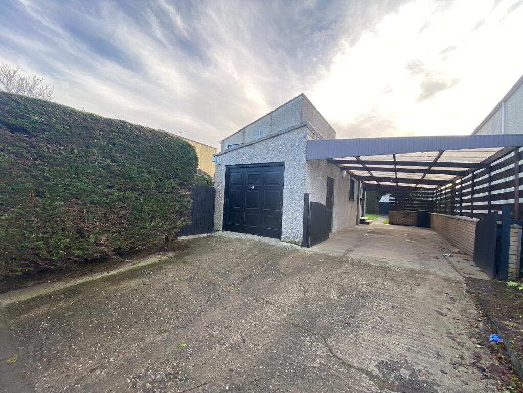 Photo 3 of 7 Heather Drive, Londonderry