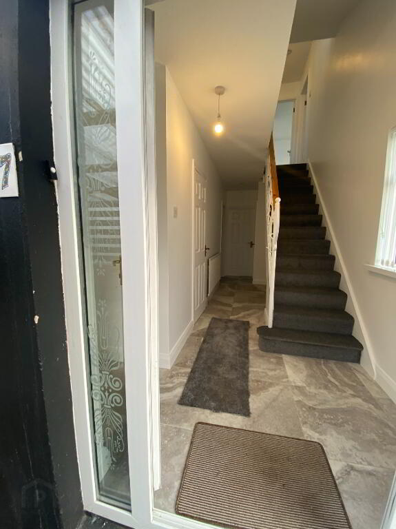 Photo 4 of 7 Heather Drive, Londonderry