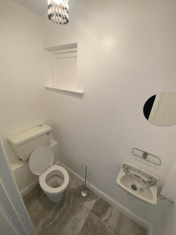 Photo 5 of 7 Heather Drive, Londonderry