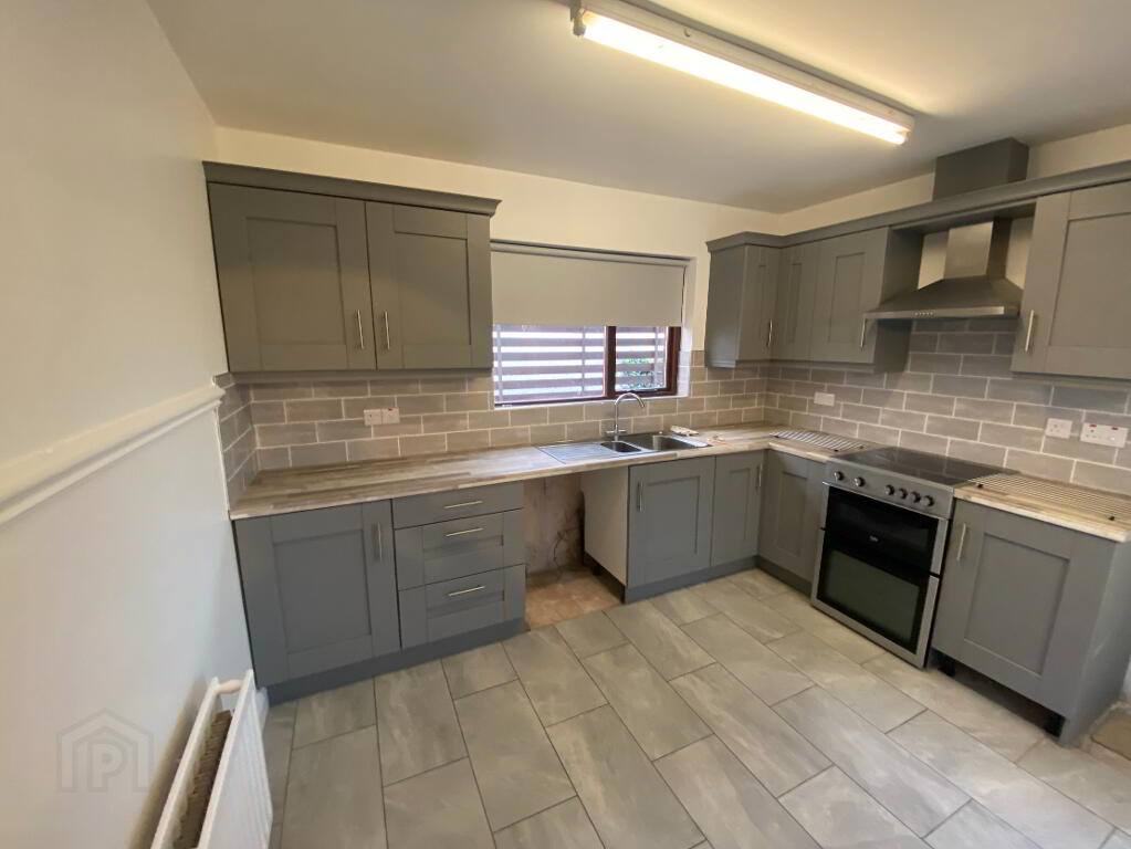 Photo 10 of 7 Heather Drive, Londonderry