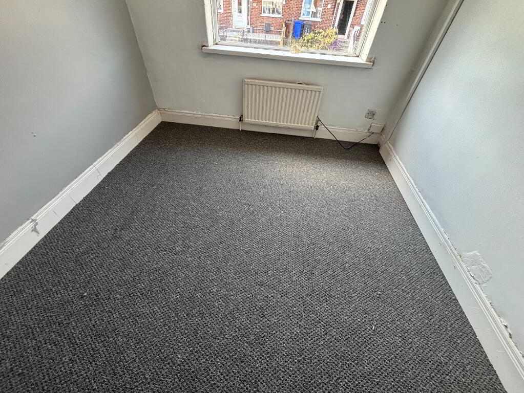 Photo 7 of 51 Highfield Drive, Belfast