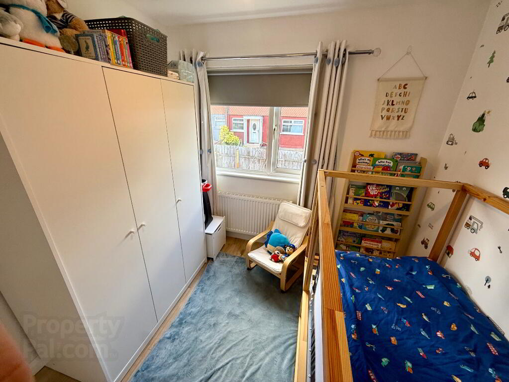 Photo 11 of 187 Lincoln Courts, Waterside, L'Derry