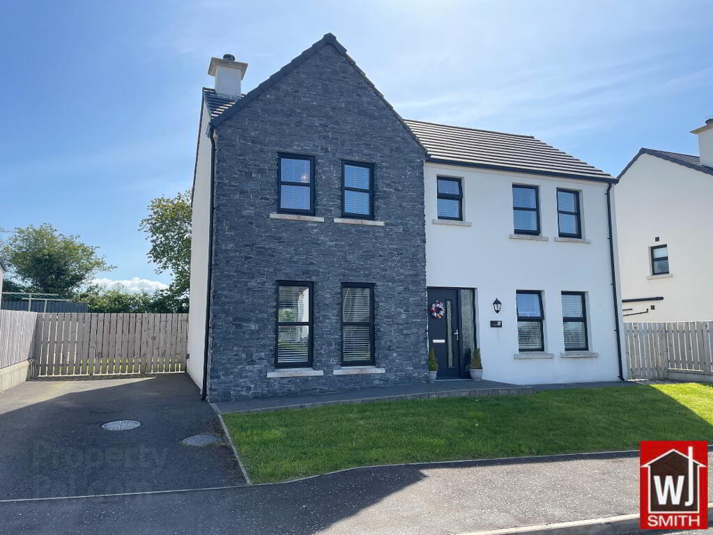 Photo 3 of 20 Riverview Manor, Castlederg