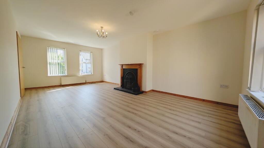 Photo 4 of 174 Ardgrange, Londonderry