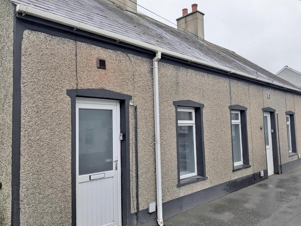 Photo 1 of 14 High Street, Newtownards, Ballyhalbert