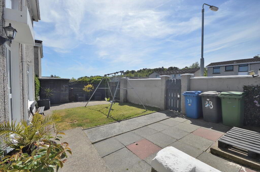 Photo 24 of 38 Ballyhalbert Gardens, Bangor