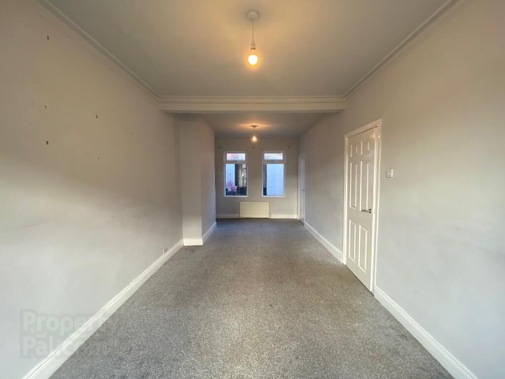 Photo 4 of 46 Tildarg Street, Belfast