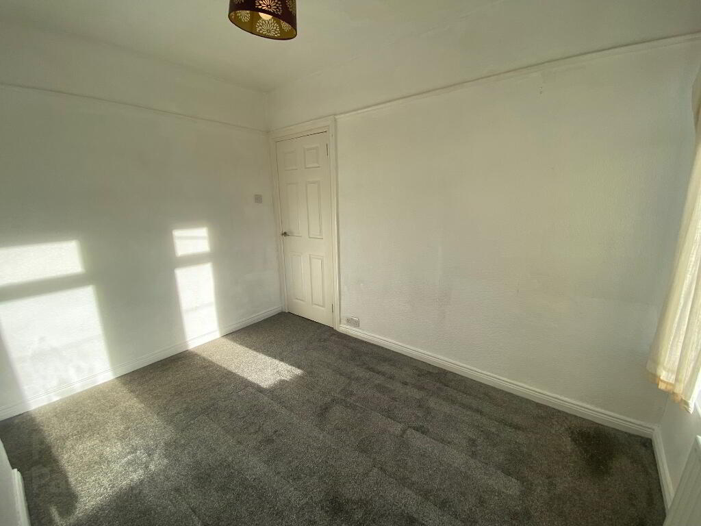Photo 15 of 46 Tildarg Street, Belfast