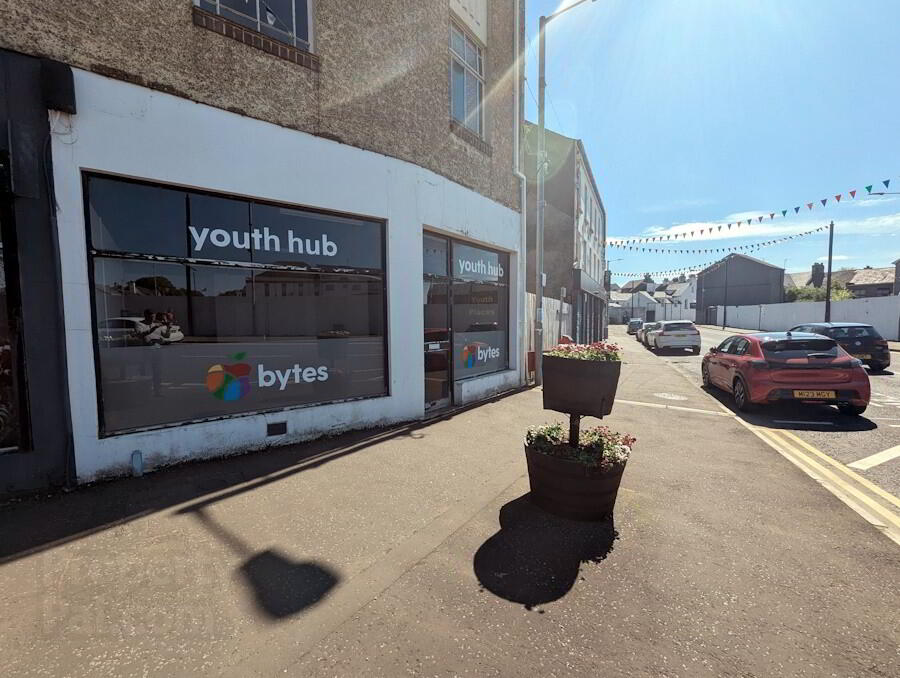 Photo 1 of 17 Linenhall Street, Ballymoney