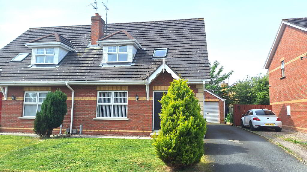 Photo 1 of 31 Wentworth Green, Portadown, Craigavon