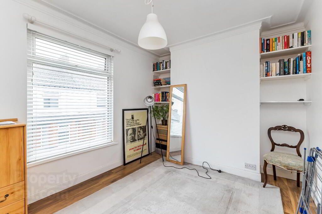 Photo 10 of 19 Hillview Avenue, Ballyhackamore, Belfast