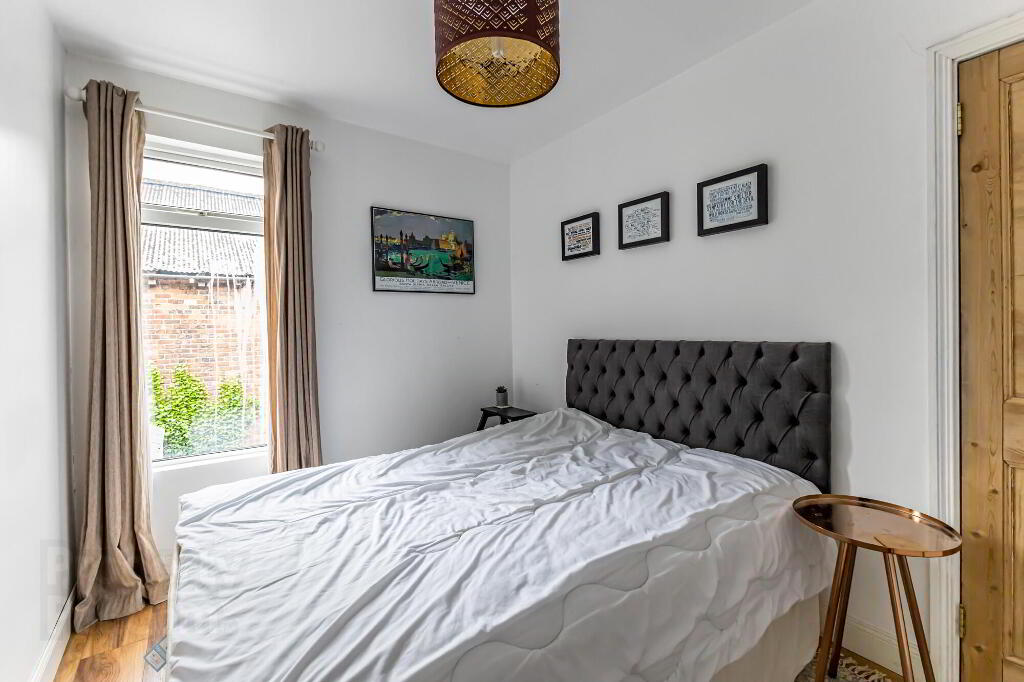 Photo 12 of 19 Hillview Avenue, Ballyhackamore, Belfast