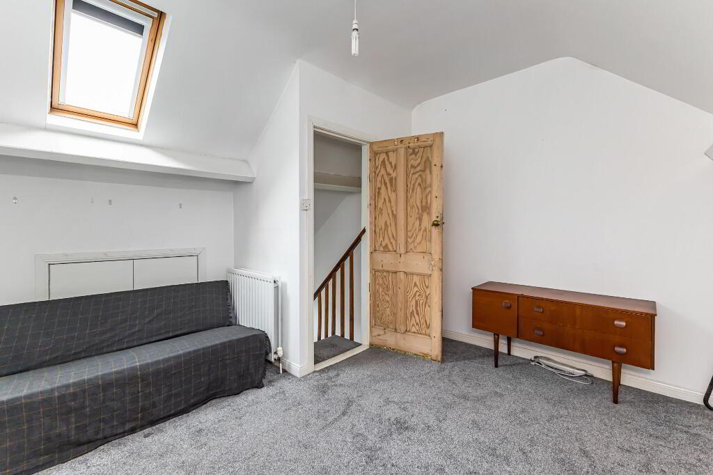 Photo 15 of 19 Hillview Avenue, Ballyhackamore, Belfast
