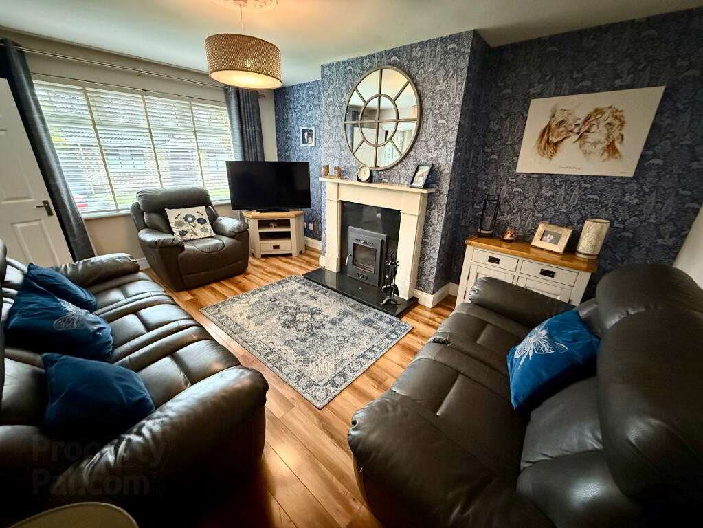Photo 2 of 33 Beaufort Drive, Waterside, L'Derry
