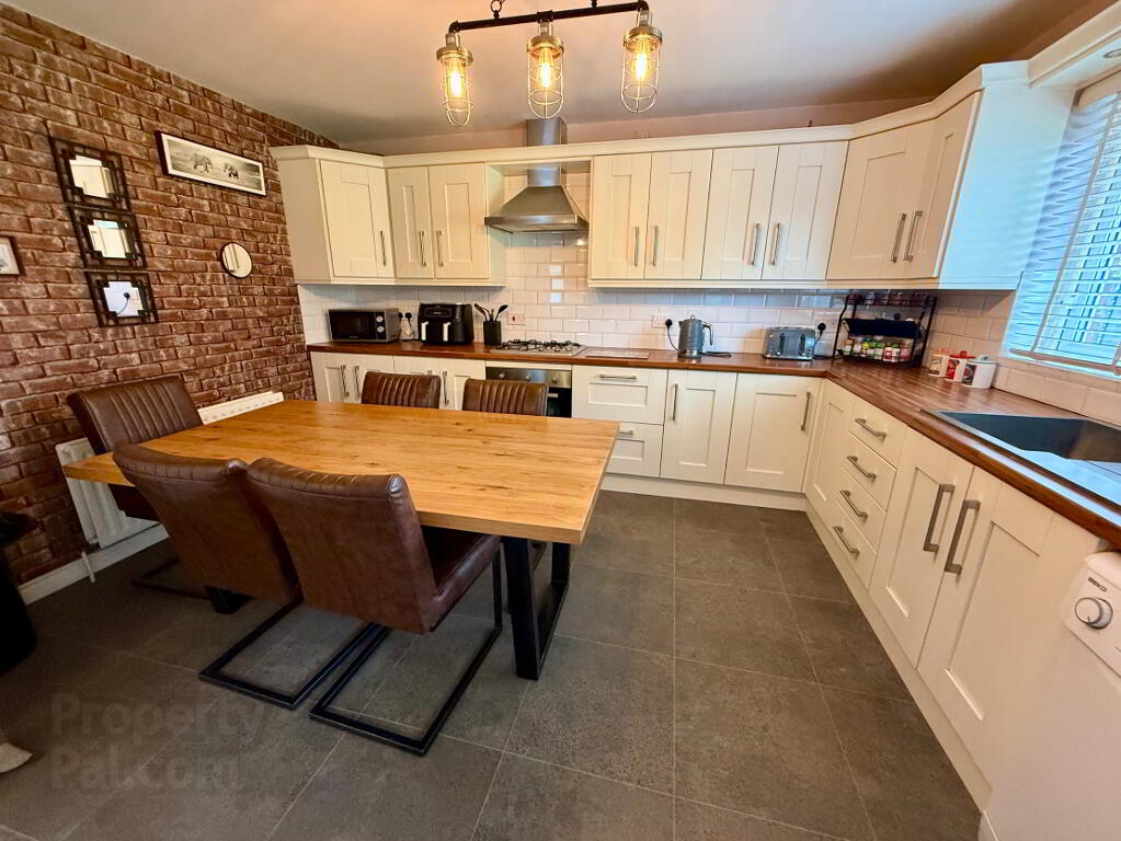 Photo 8 of 33 Beaufort Drive, Waterside, L'Derry