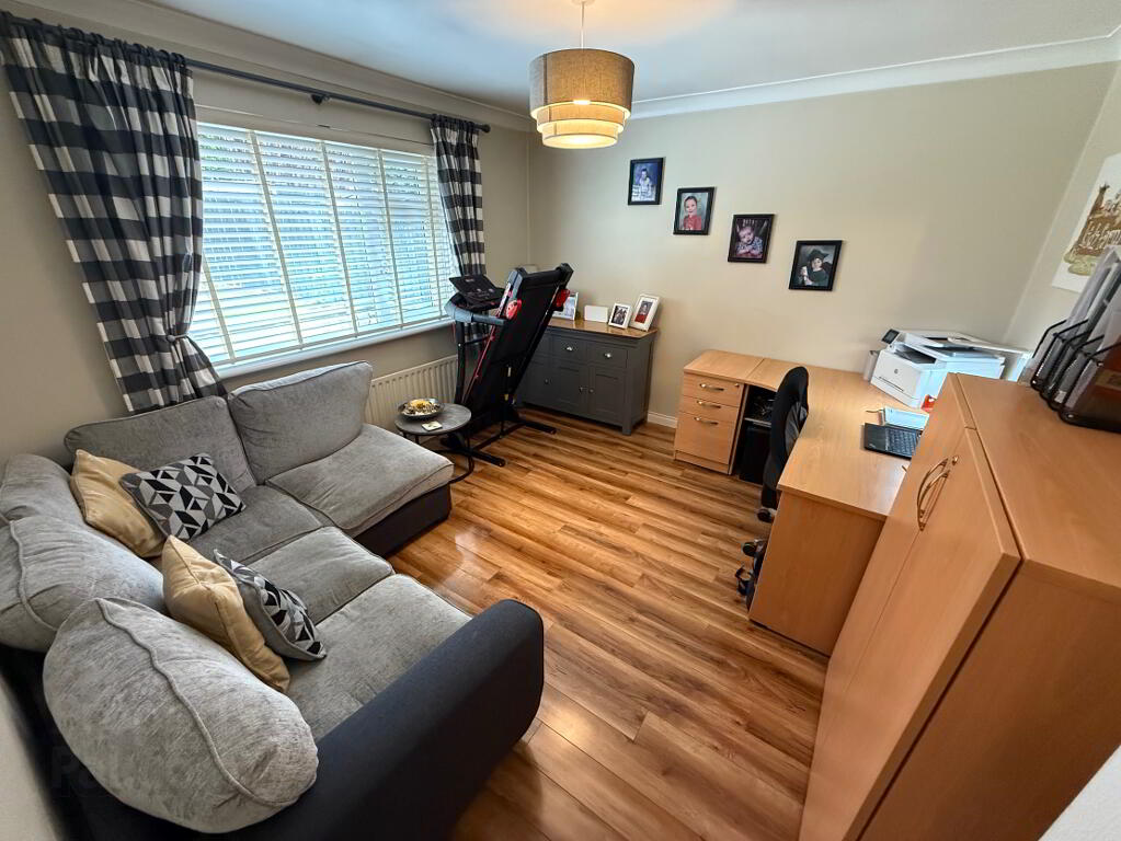 Photo 17 of 33 Beaufort Drive, Waterside, L'Derry