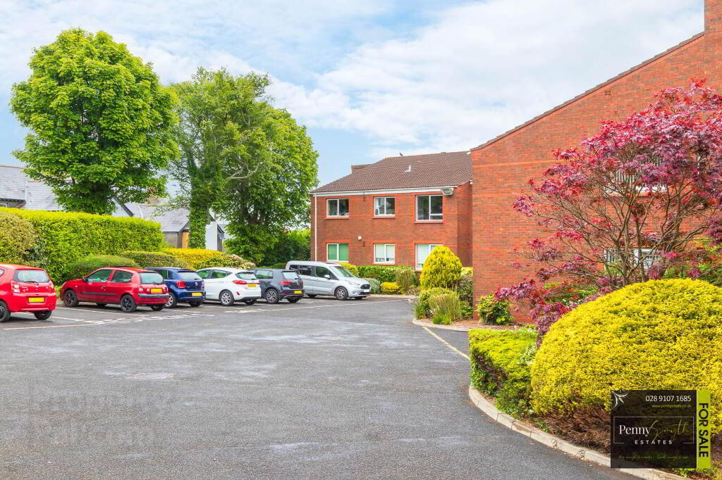 Photo 2 of 10 Ballyholme Court, Bangor