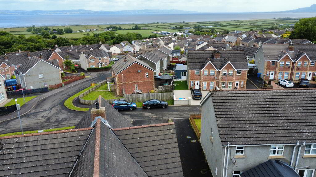 Photo 18 of 106 Briar Hill, Greysteel, L’derry