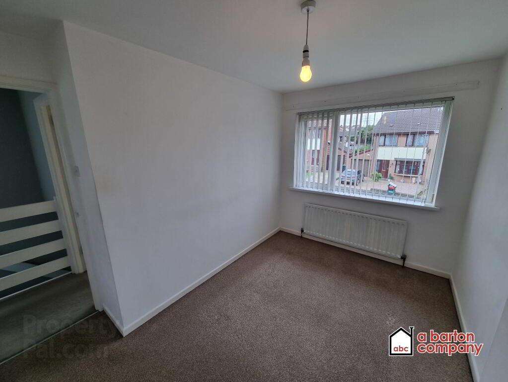 Photo 7 of 10 Beechgrove Crescent, Mossley, Newtownabbey