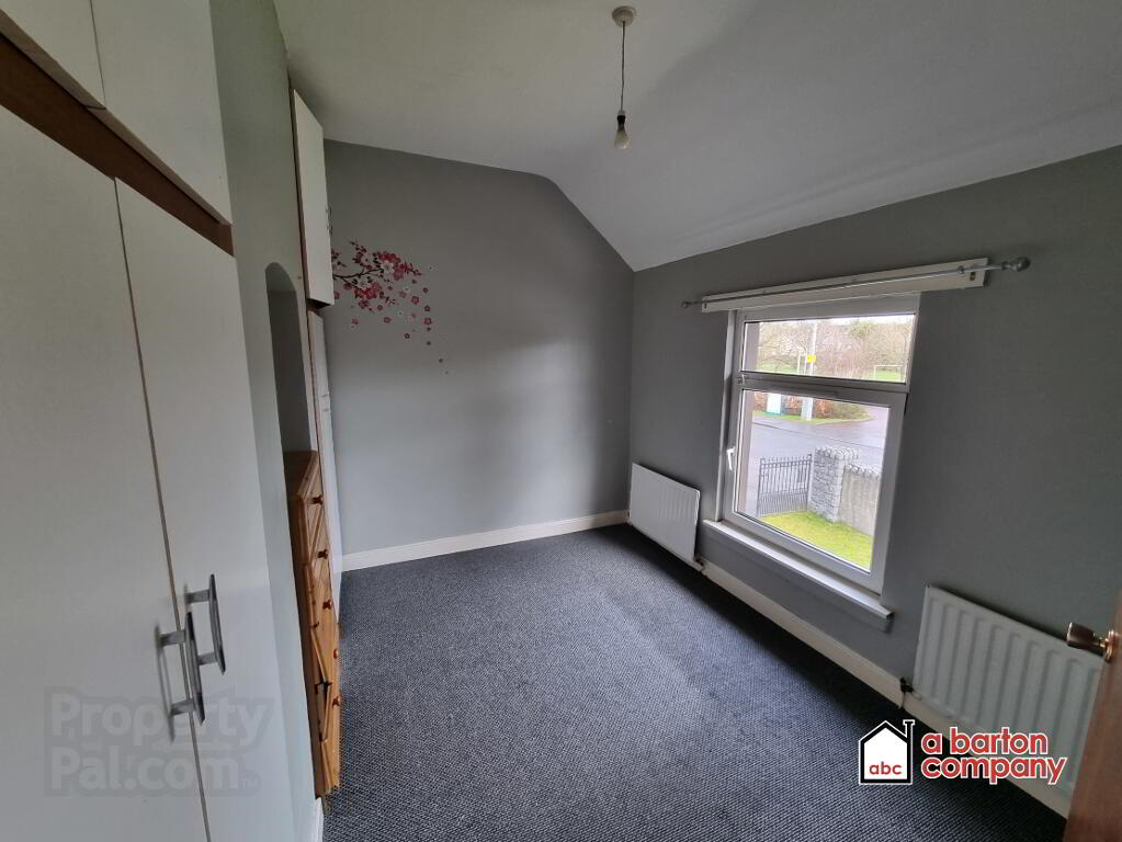 Photo 9 of 30 Ballyclare Road, Glengormley, Newtownabbey