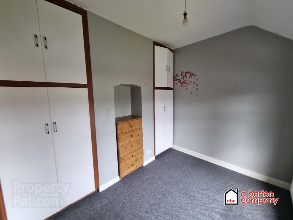 Photo 10 of 30 Ballyclare Road, Glengormley, Newtownabbey