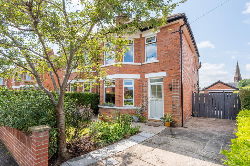 17 Chesterfield Park, Belfast, BT6 0HQ