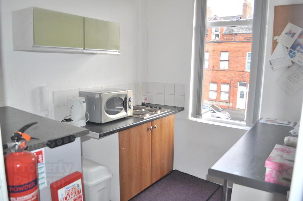 Photo 4 of 111a Bloomfield Avenue, Belfast