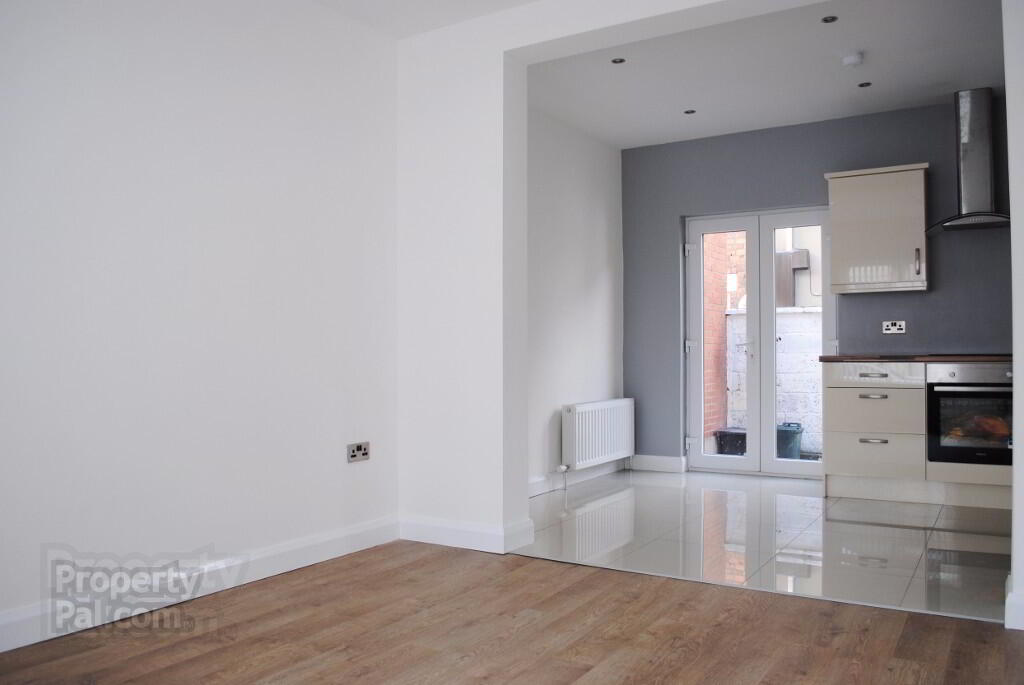 Photo 2 of 60 Dunraven Crescent, Belfast