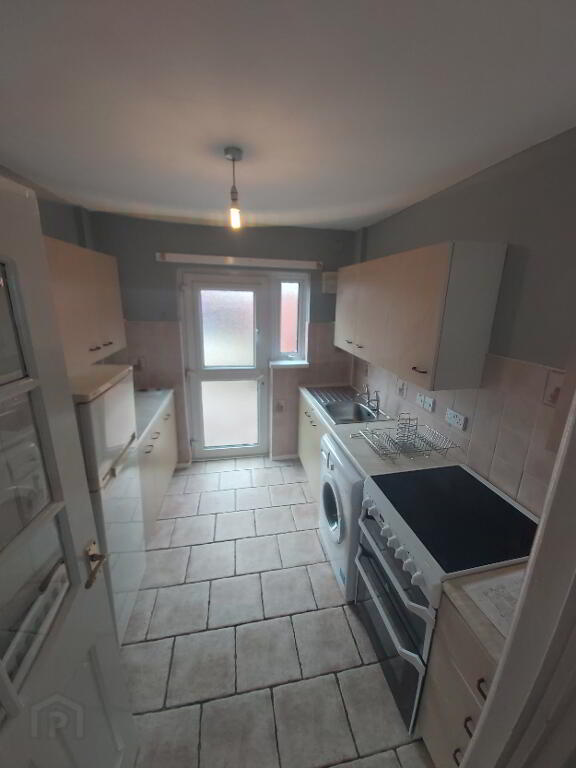 Photo 5 of 13 Glenvale Road, Londonderry