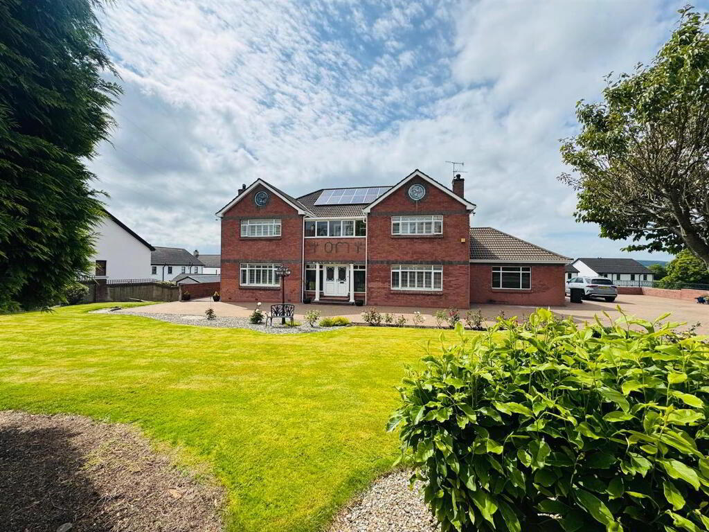 74 Woodend Road, Stabane, Strabane, BT82 0AU