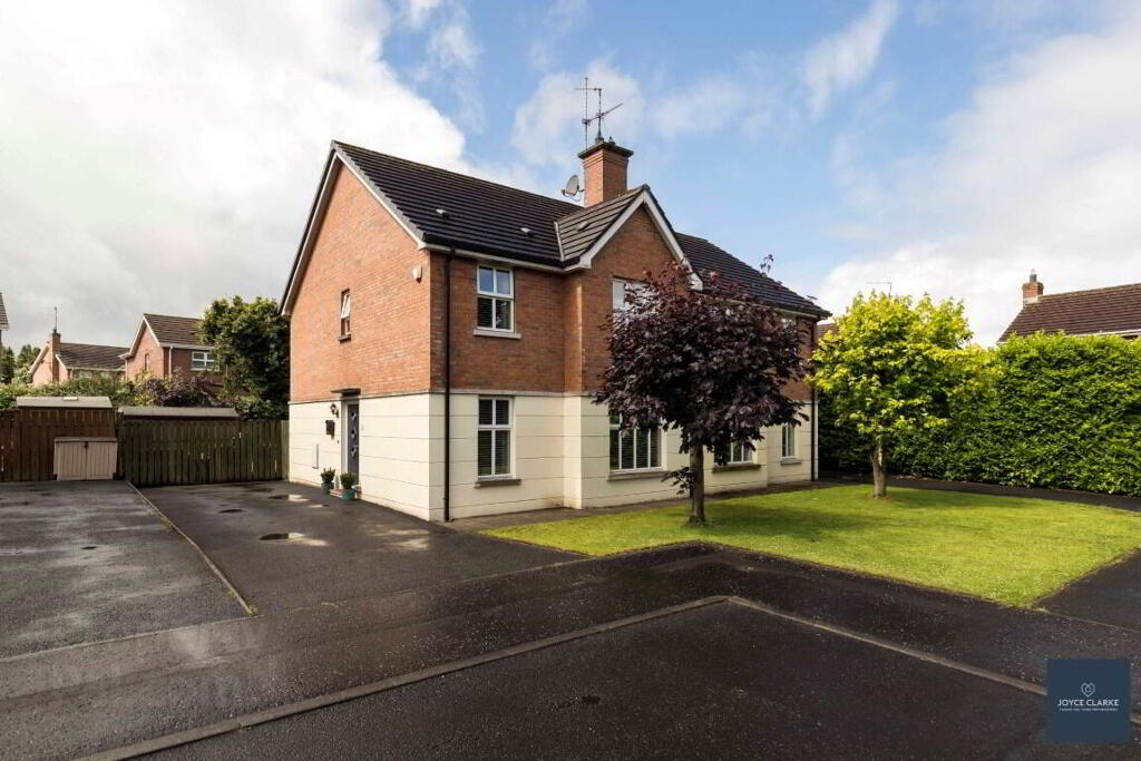 Photo 1 of 9 Annesborough Mews, Lurgan