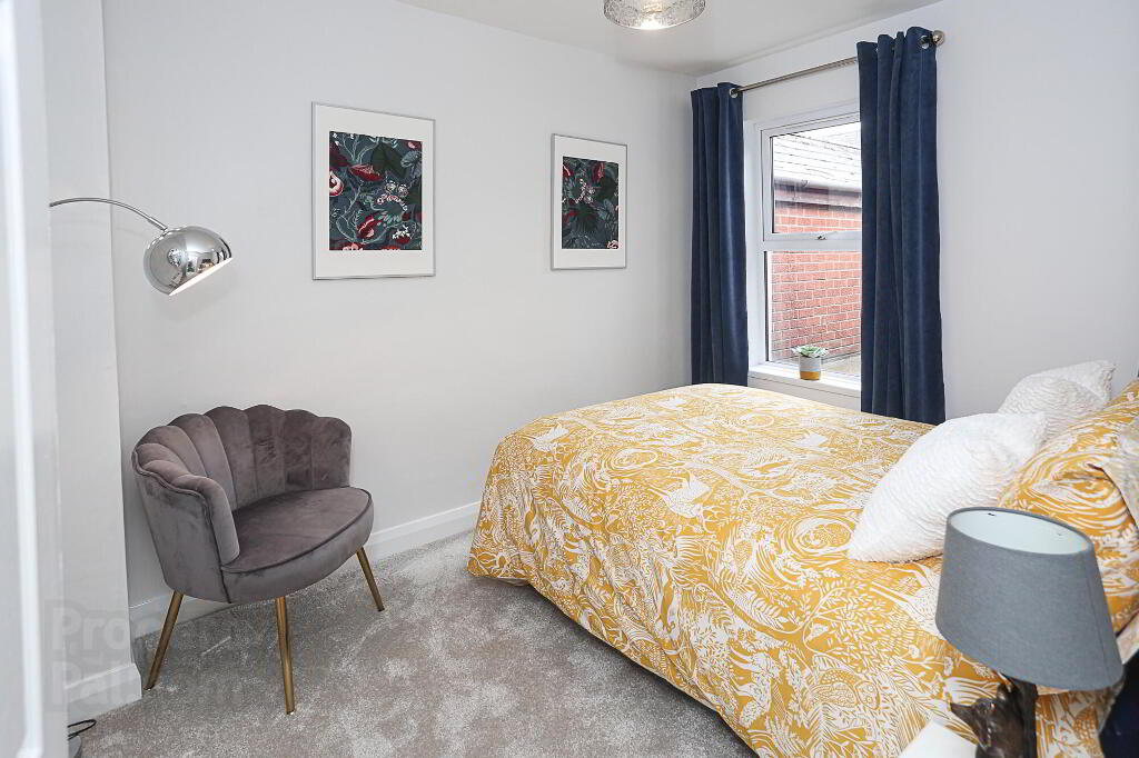 Photo 33 of 68 Omeath Street, Belfast