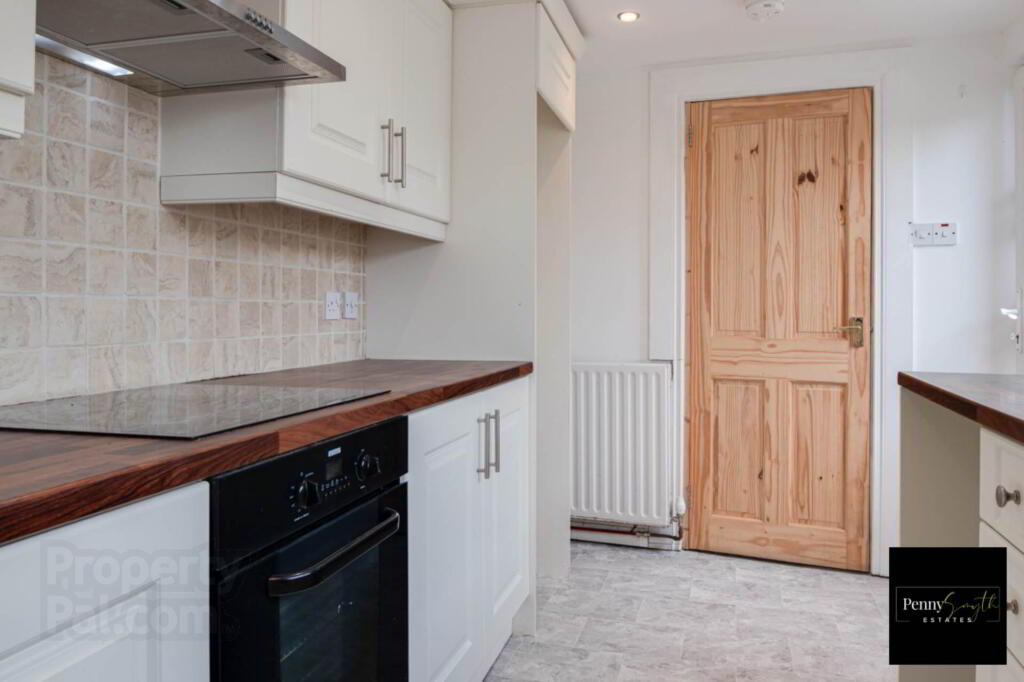 Photo 9 of 42 Beatrice Road, Bangor