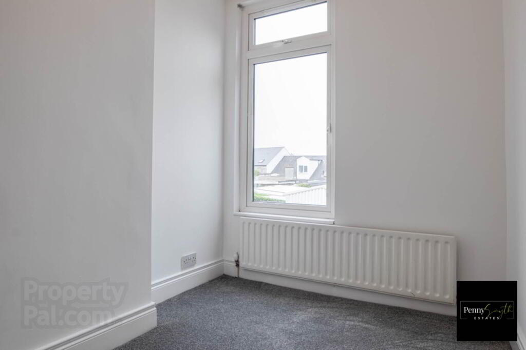 Photo 15 of 42 Beatrice Road, Bangor