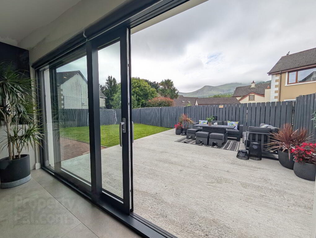 Photo 16 of 10 Tullybrannigan Avenue, Newcastle