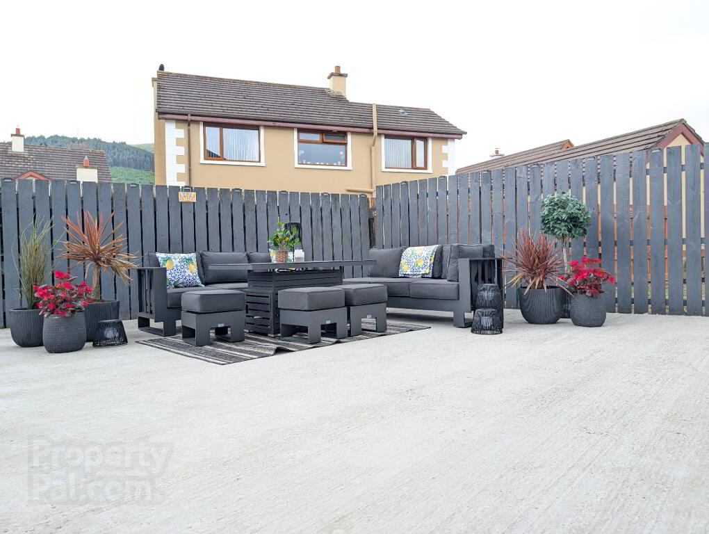 Photo 37 of 10 Tullybrannigan Avenue, Newcastle