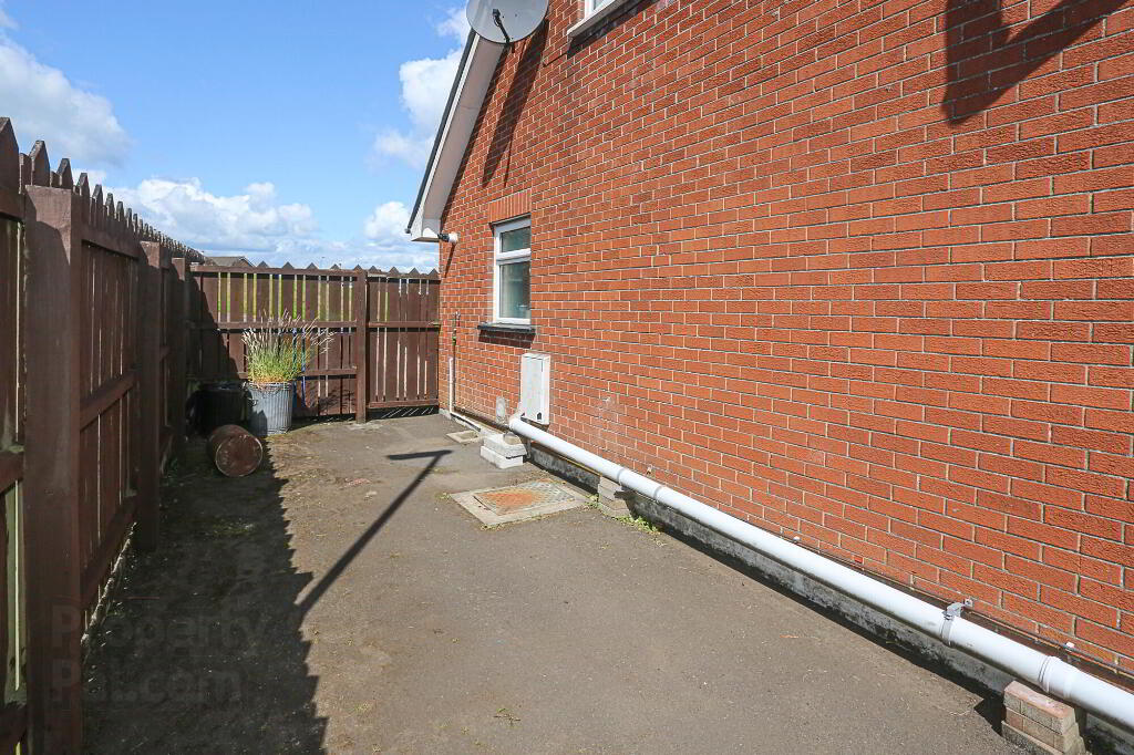 Photo 32 of 15 Meadowvale, Bangor