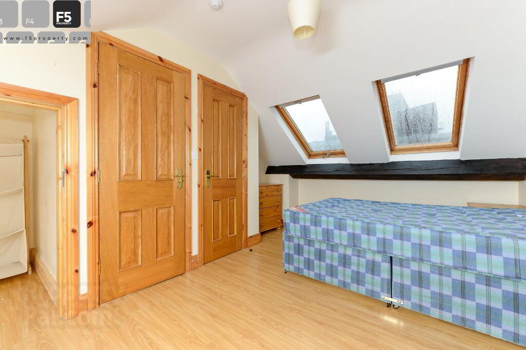 Bedroom 4 (2)